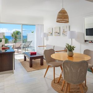 Suite Ocean Front Whirlpool